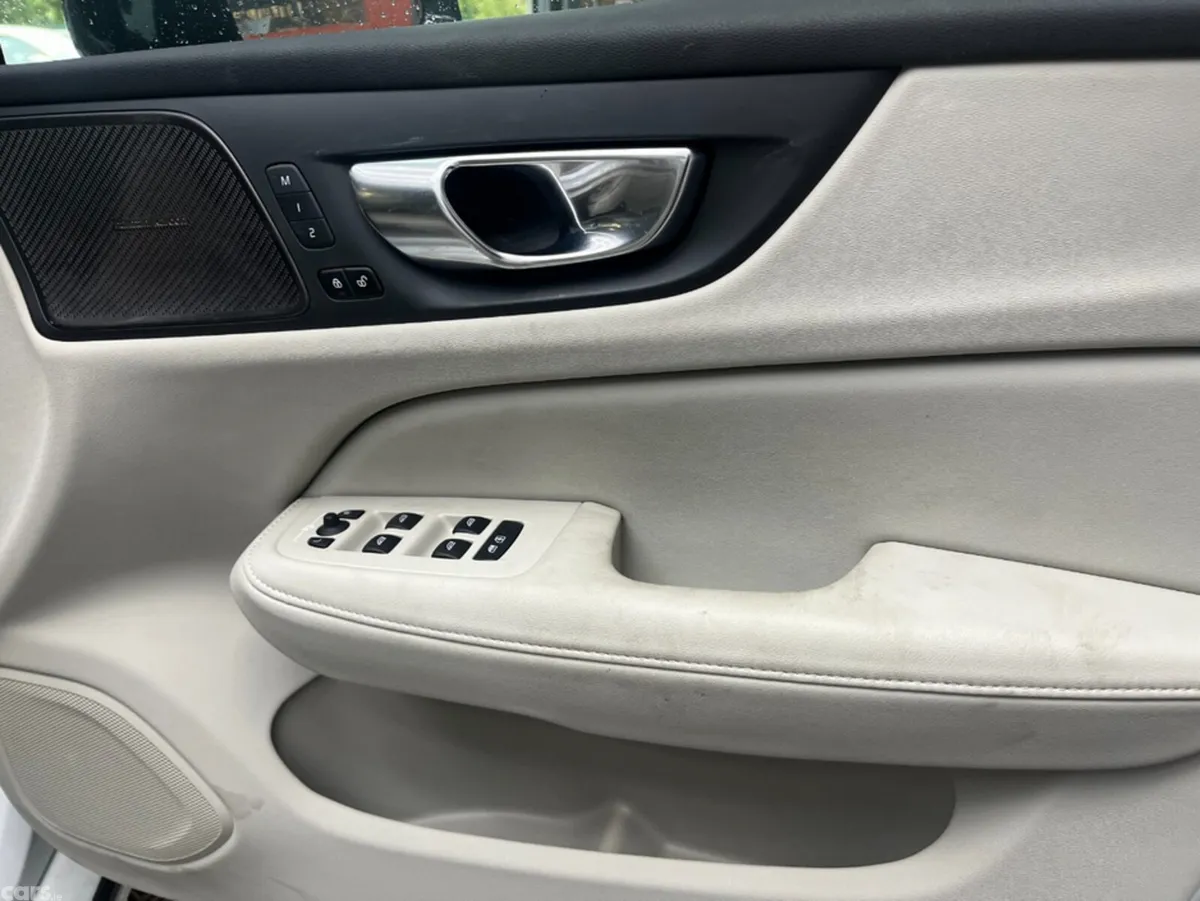 Volvo V60 Estate, Petrol Hybrid, 2025, White