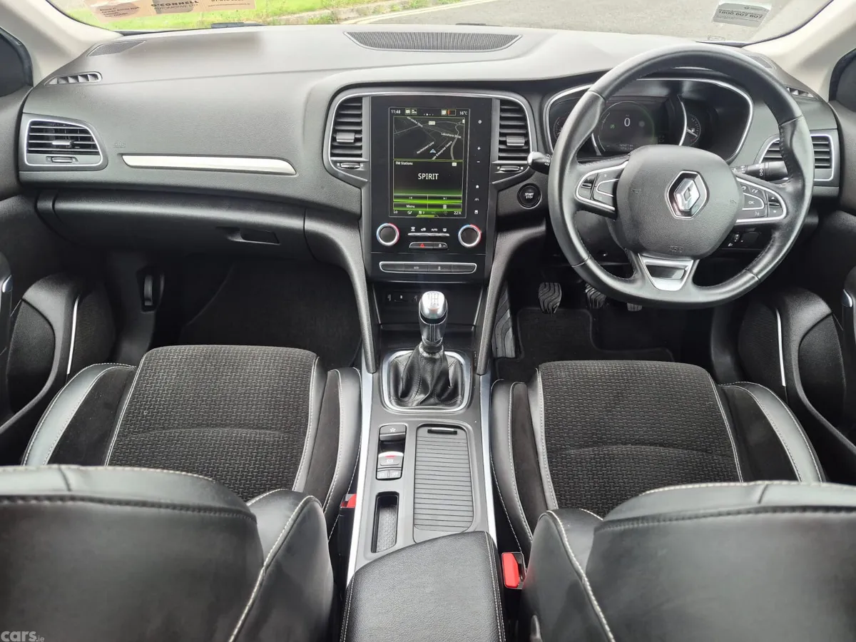 Renault Megane Saloon, Diesel, 2019, Grey