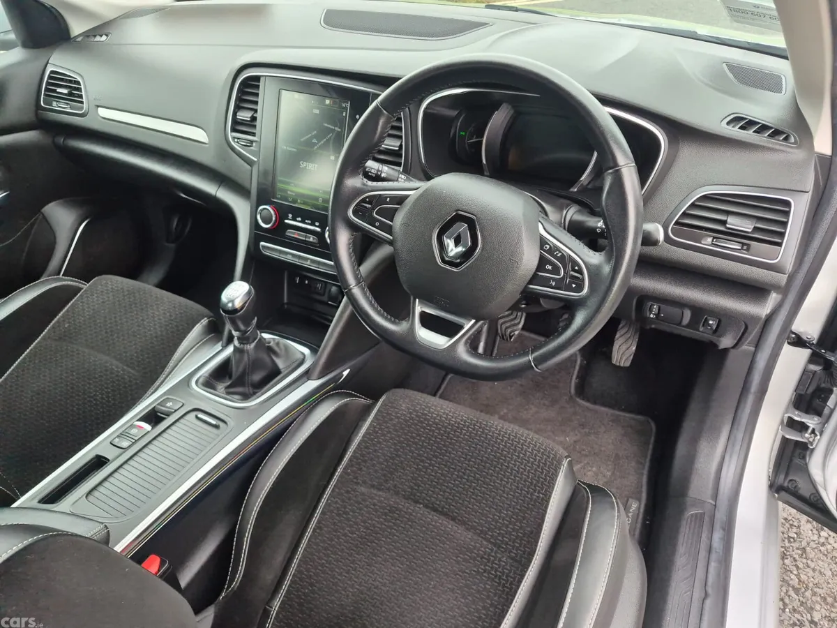 Renault Megane Saloon, Diesel, 2019, Grey