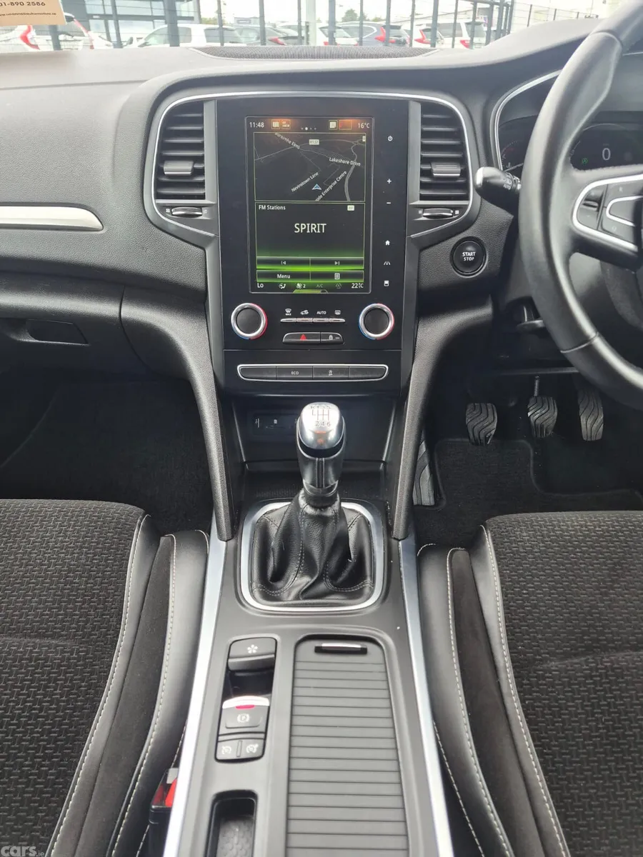 Renault Megane Saloon, Diesel, 2019, Grey