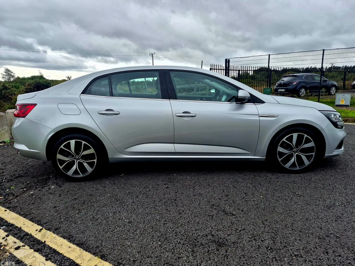 Renault Megane Saloon, Diesel, 2019, Grey