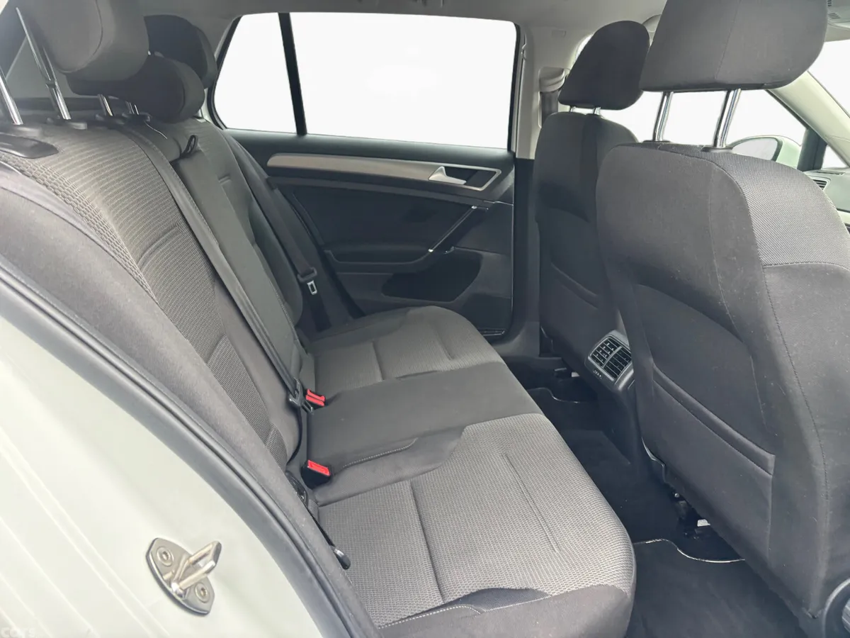 Volkswagen Golf Hatchback, Petrol, 2014, White