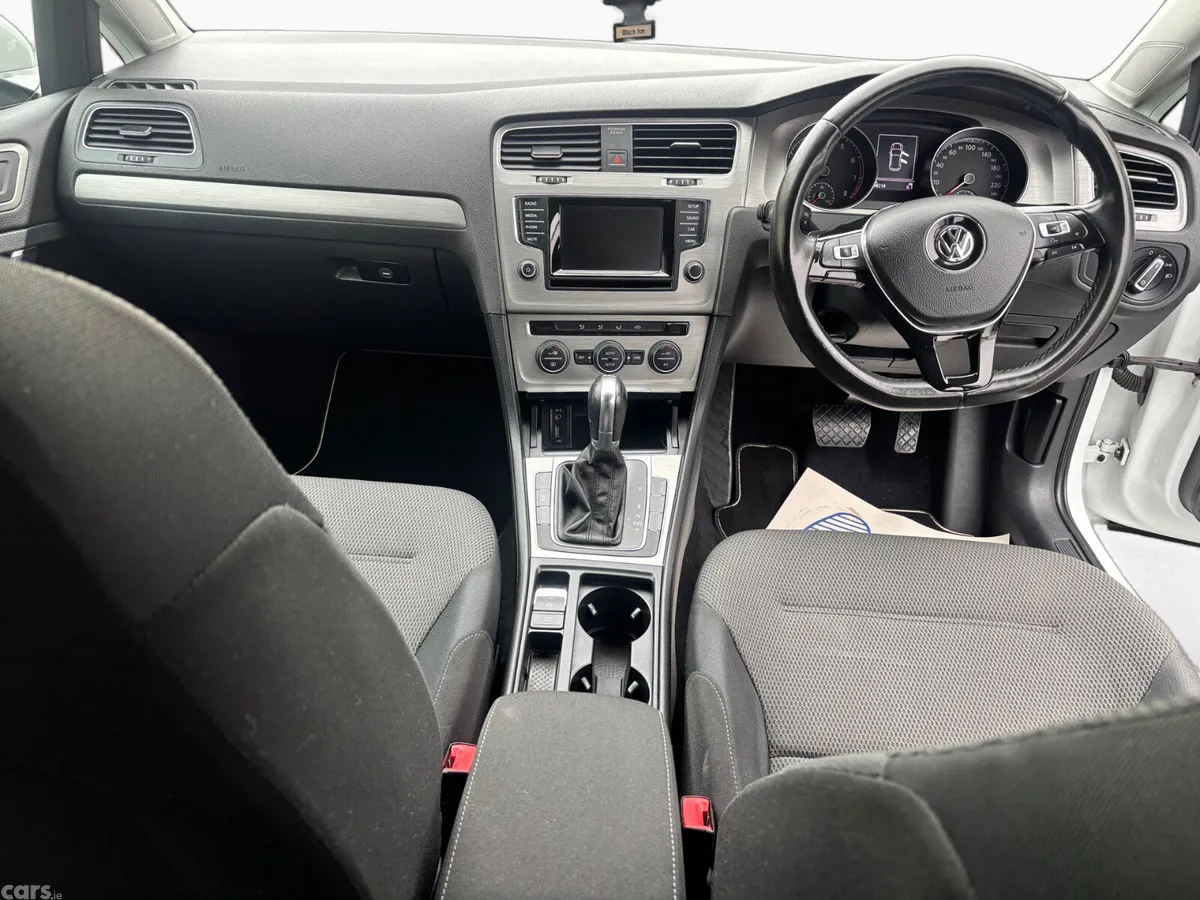 Volkswagen Golf Hatchback, Petrol, 2014, White