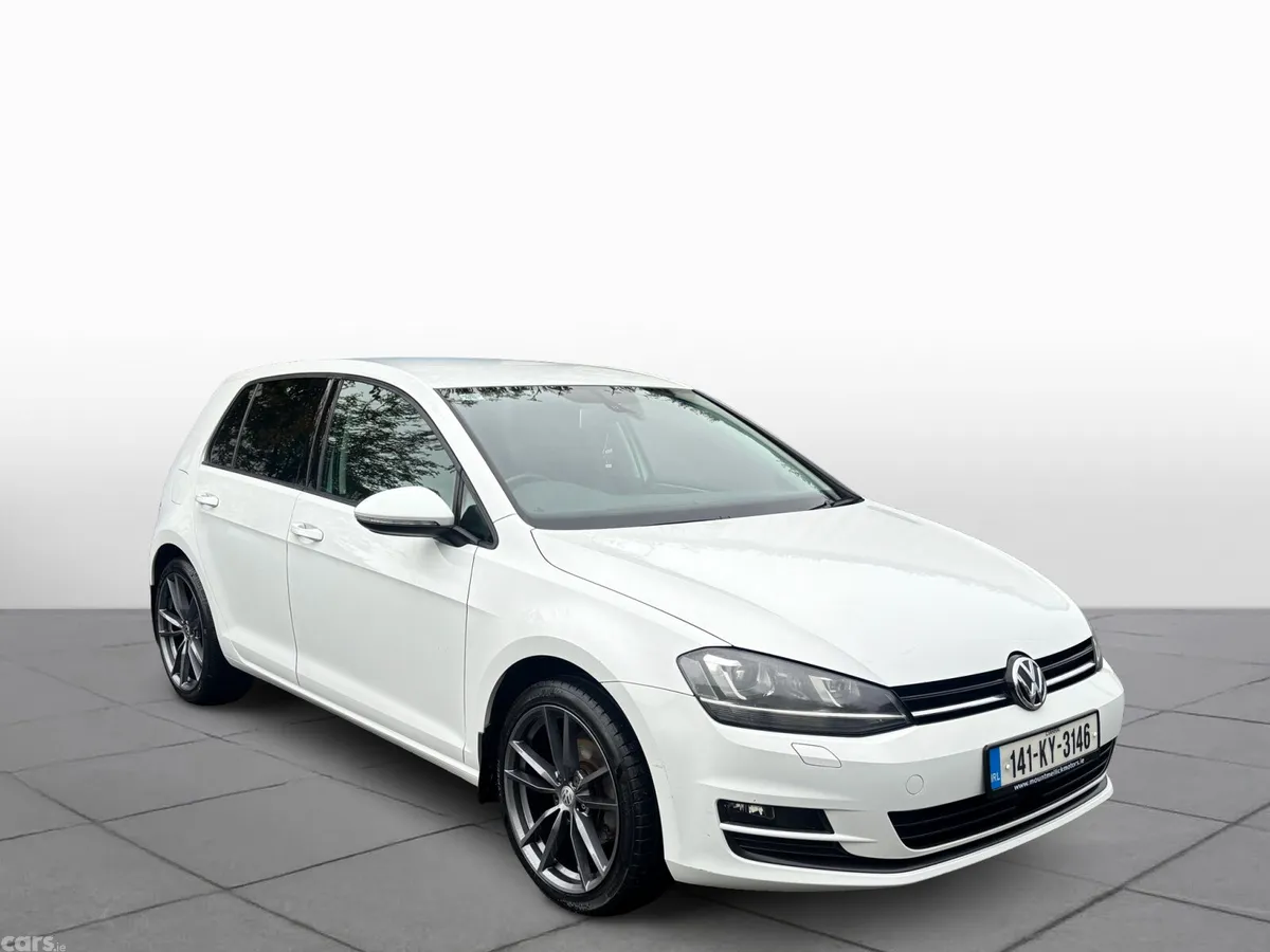 Volkswagen Golf Hatchback, Petrol, 2014, White