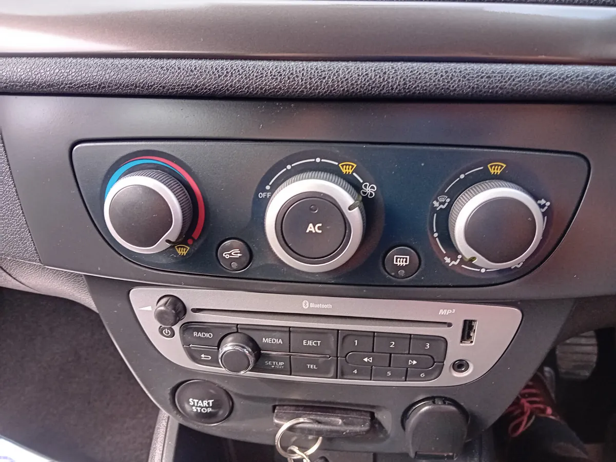 Renault Megane Hatchback, Diesel, 2014, Silver
