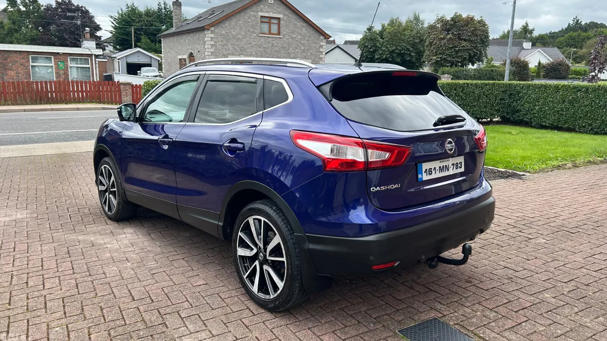 Nissan Qashqai Hatchback, Diesel, 2016, Blue