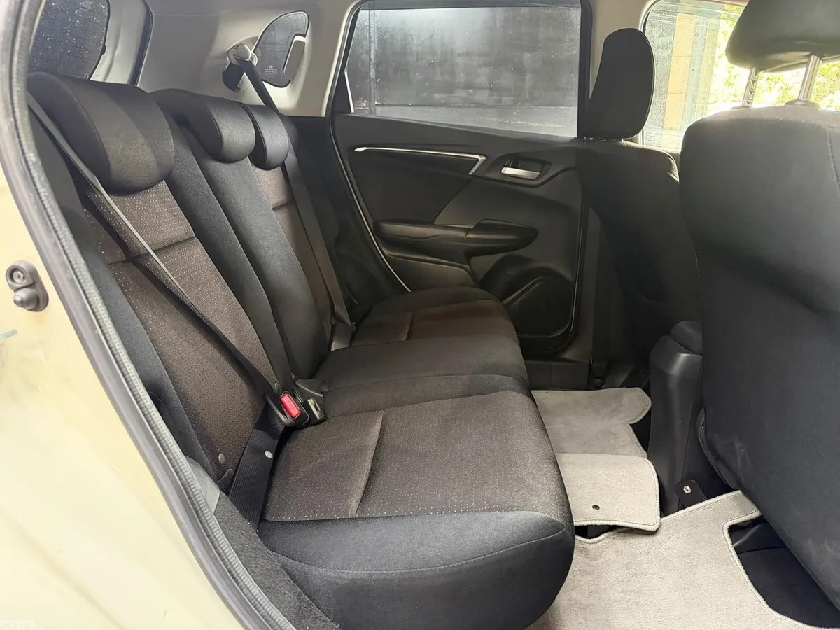 Honda Fit Hatchback, Petrol Hybrid, 2014, Grey