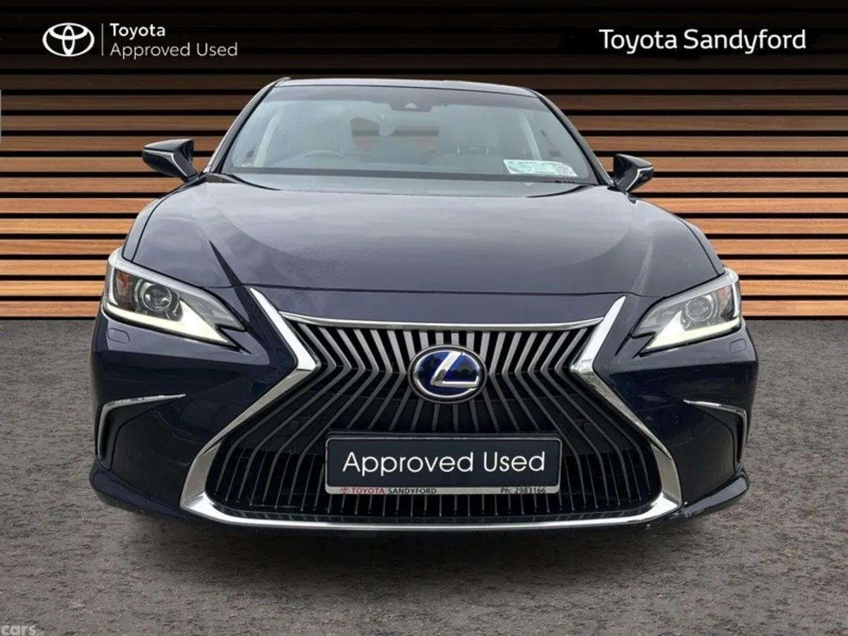 Lexus ES Saloon, Petrol Hybrid, 2019, Blue