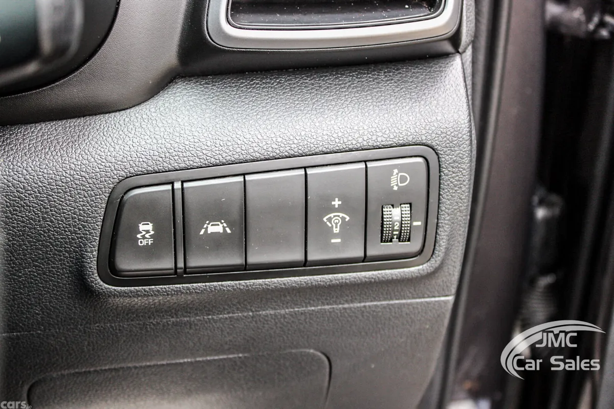 Hyundai Tucson SUV, Diesel, 2019, Brown