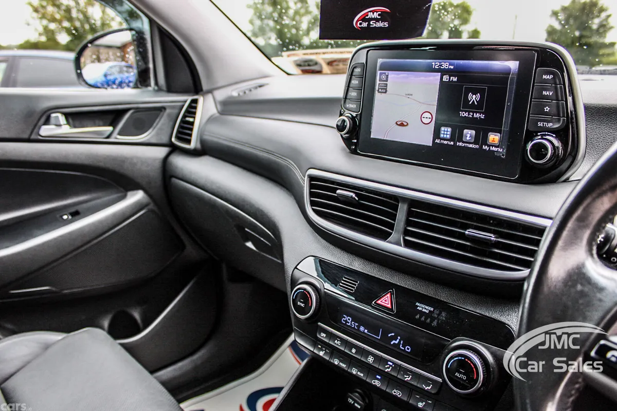 Hyundai Tucson SUV, Diesel, 2019, Brown