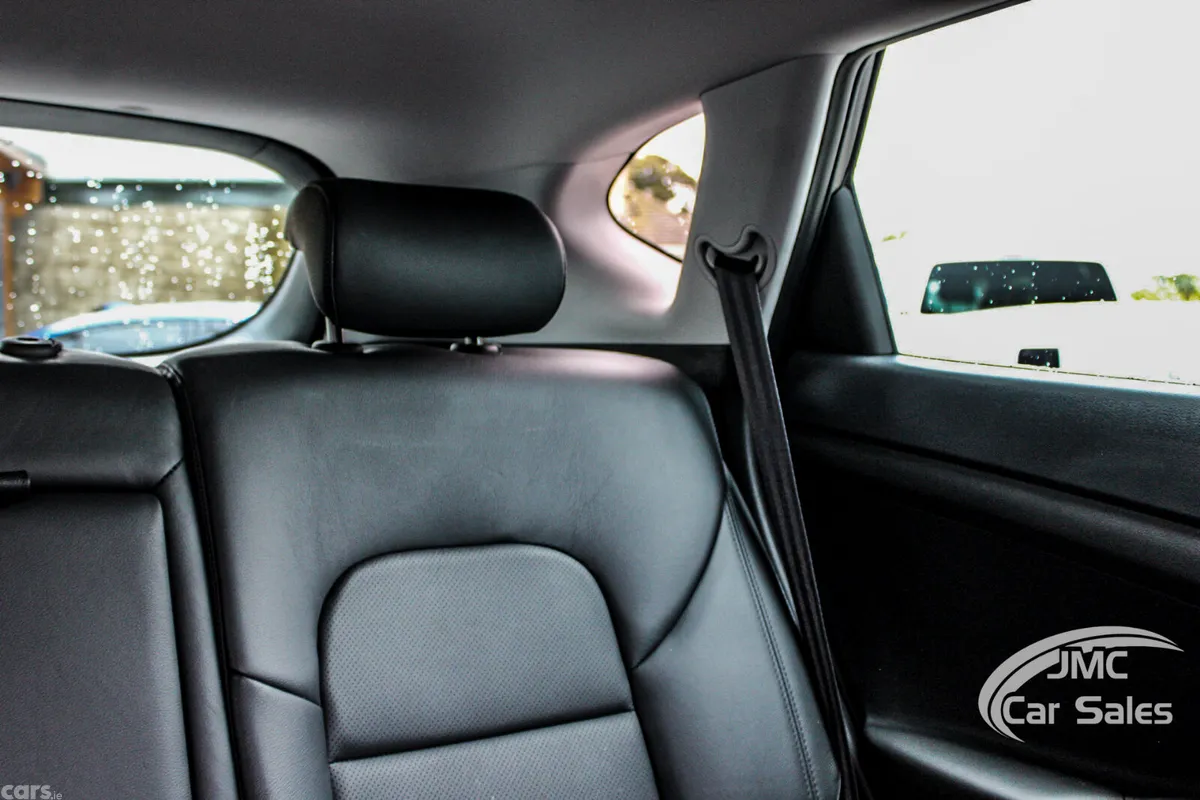 Hyundai Tucson SUV, Diesel, 2019, Brown
