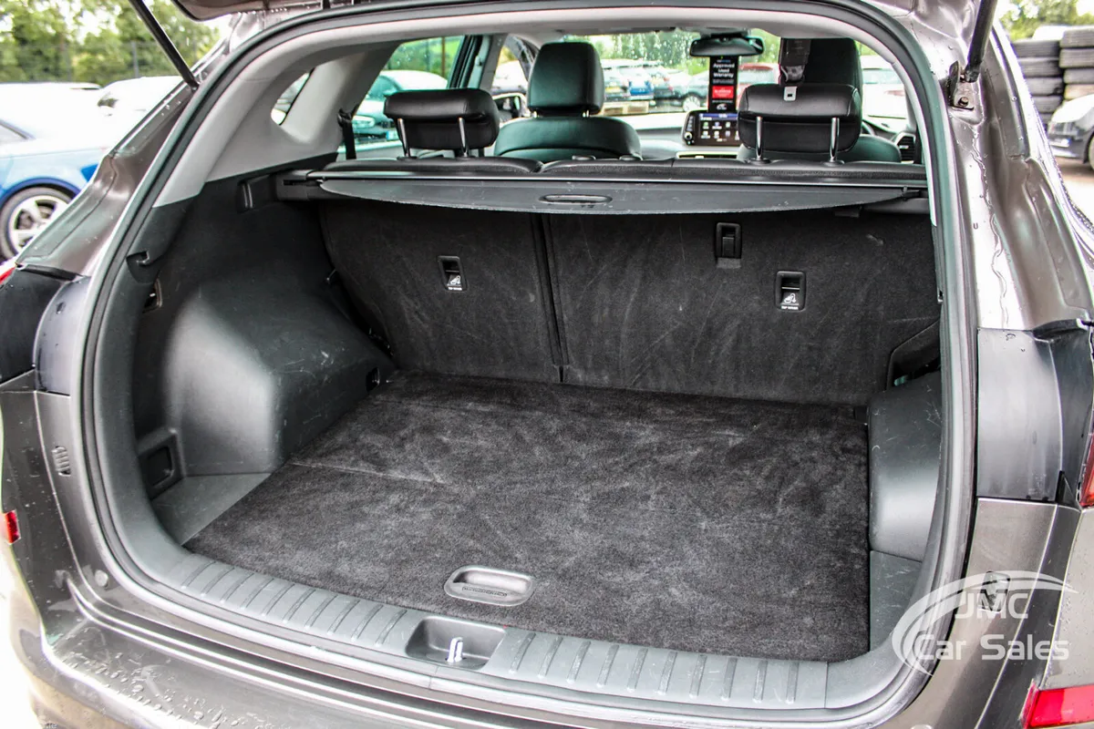 Hyundai Tucson SUV, Diesel, 2019, Brown