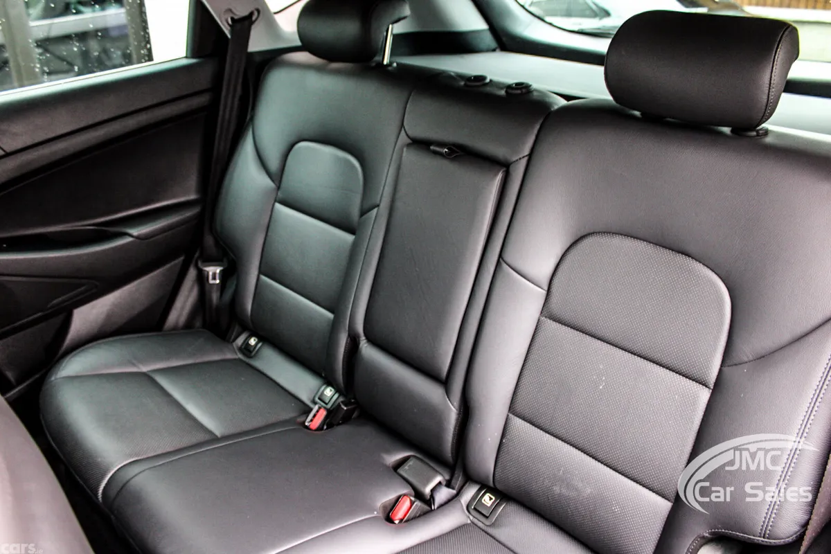 Hyundai Tucson SUV, Diesel, 2019, Brown