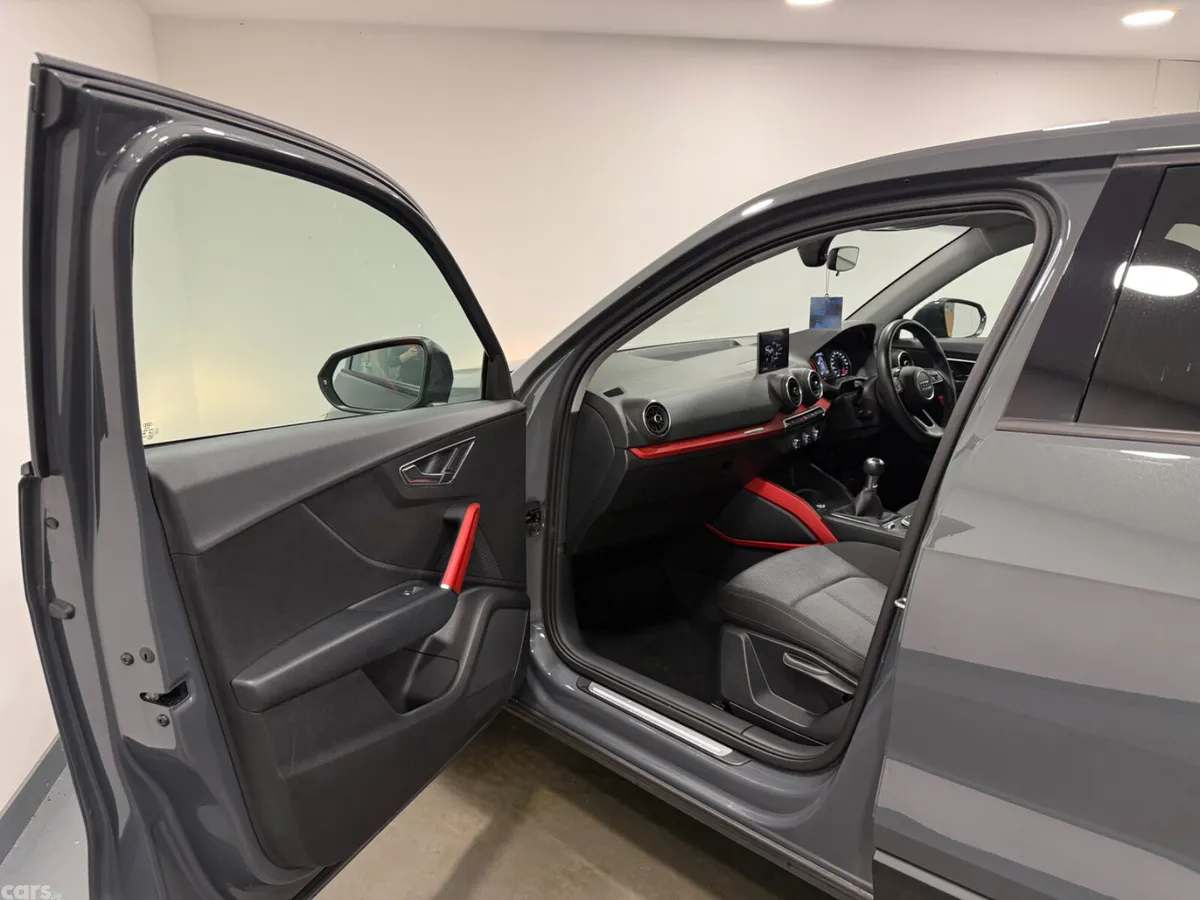 Audi Q2 SUV, Diesel, 2019, Grey