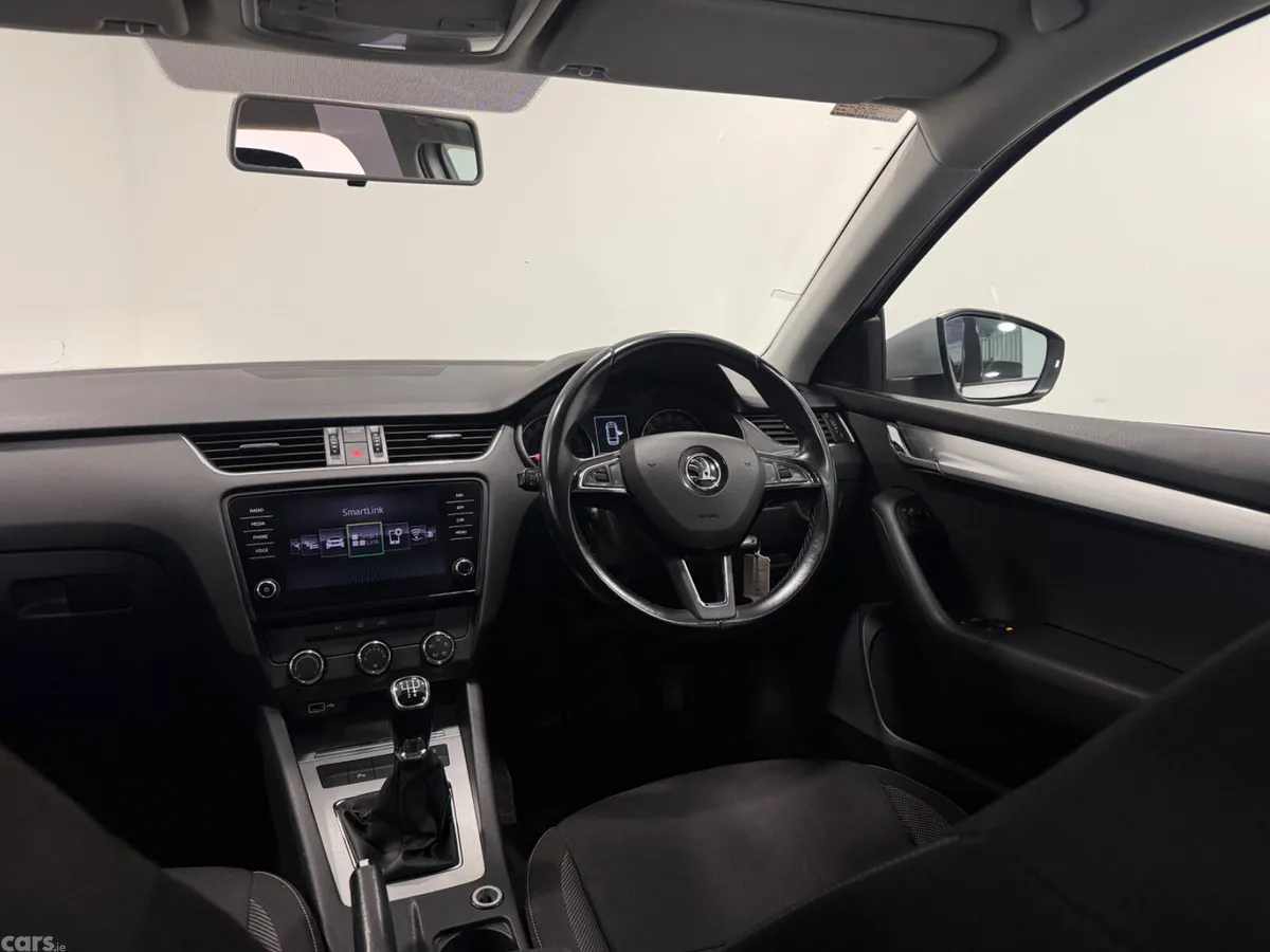 Skoda Octavia Estate, Diesel, 2018, Silver