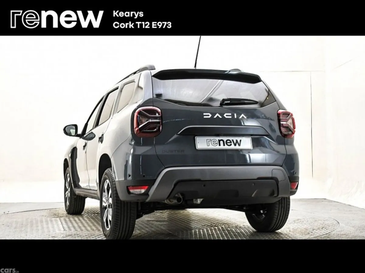 Dacia Duster SUV, Petrol, 2023, Grey
