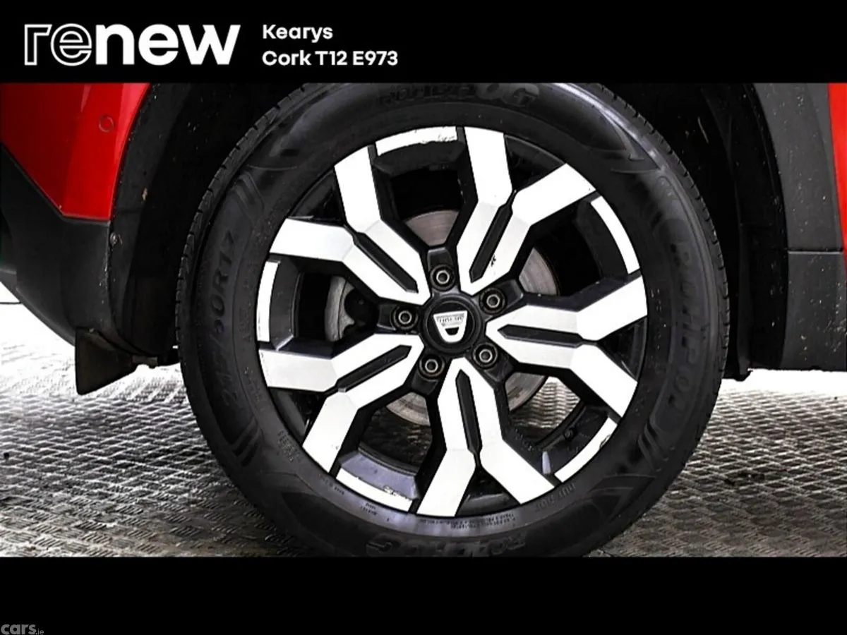 Dacia Duster SUV, Petrol, 2022, Red