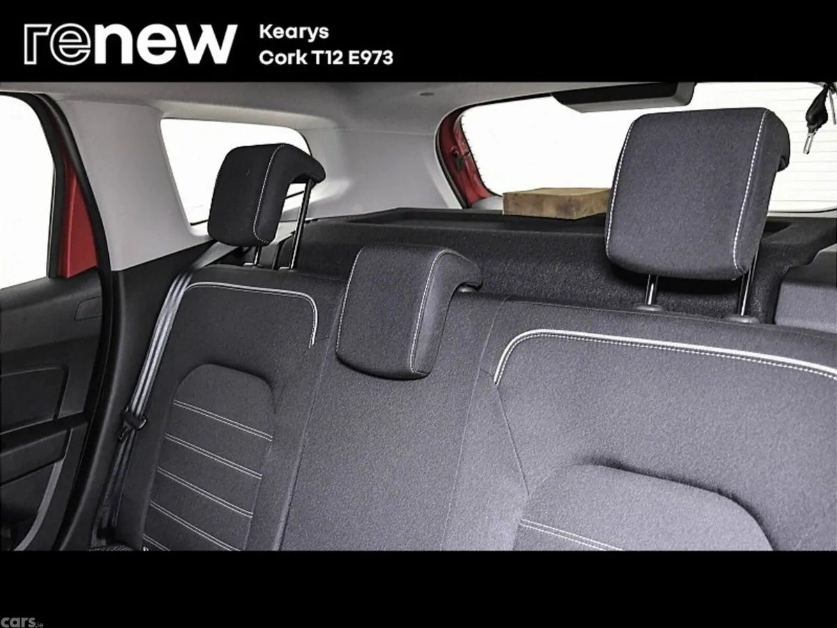 Dacia Duster SUV, Petrol, 2022, Red