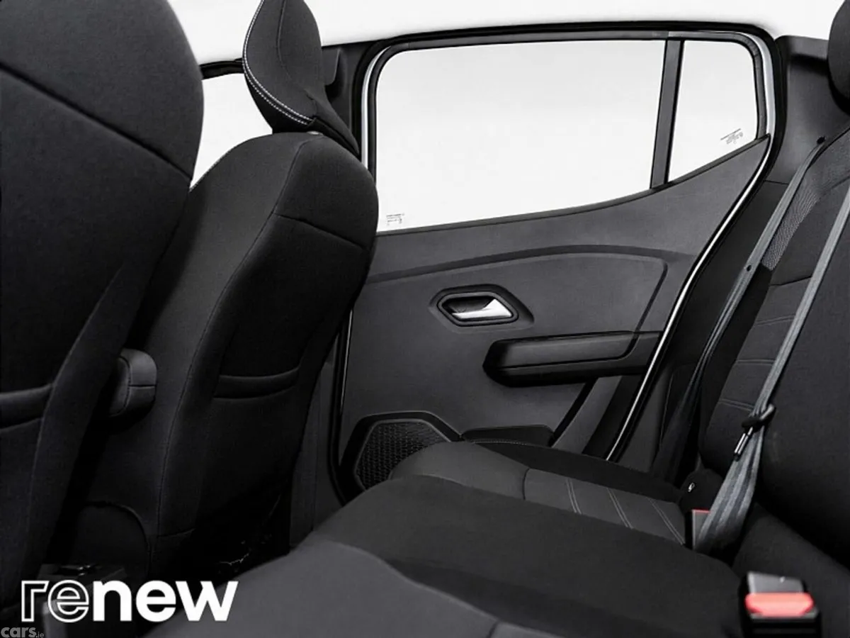 Dacia Sandero Hatchback, Petrol, 2023, Silver