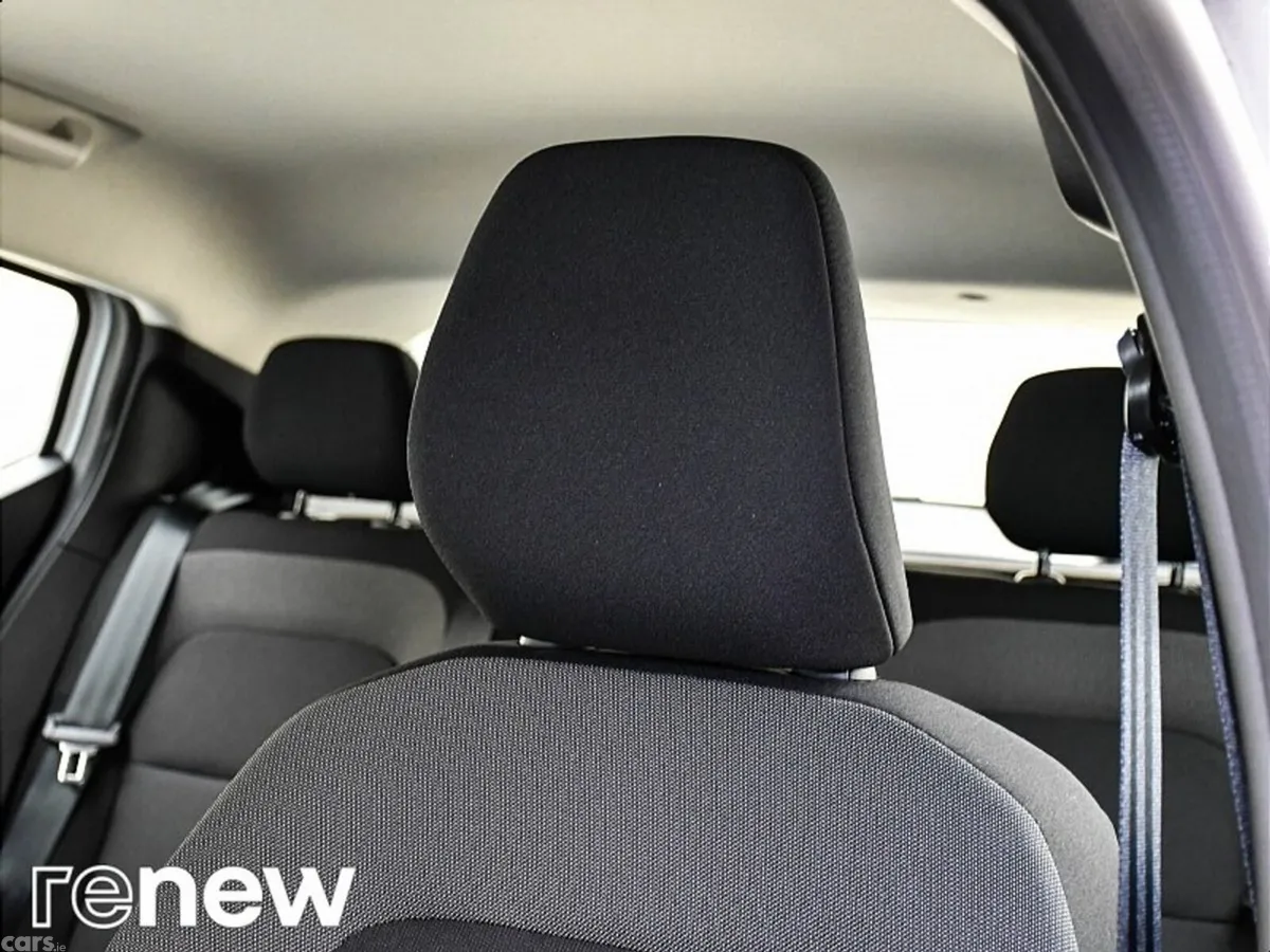 Dacia Sandero Hatchback, Petrol, 2023, Blue