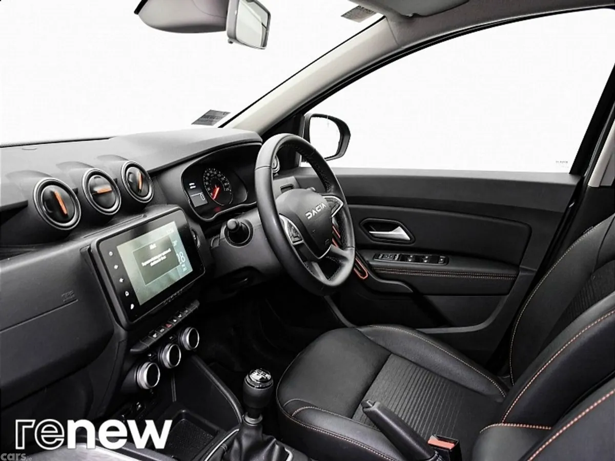 Dacia Duster SUV, Diesel, 2023, Grey