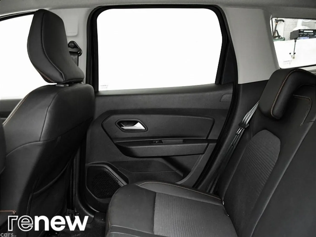 Dacia Duster SUV, Diesel, 2023, Grey