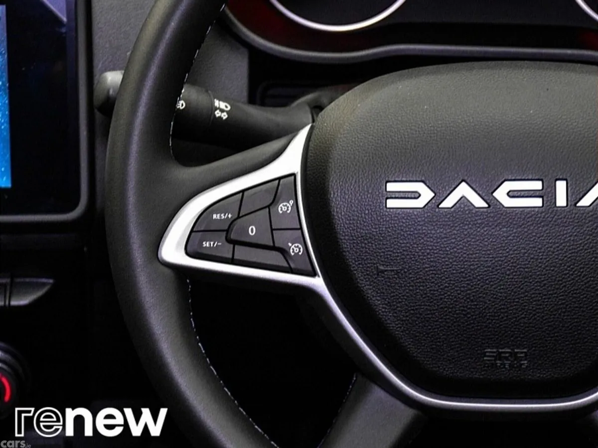 Dacia Duster SUV, Petrol, 2023, Black