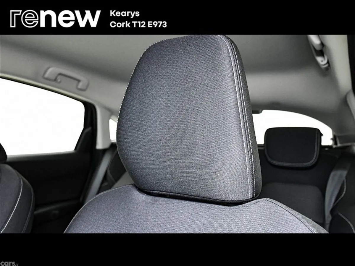 Renault Arkana SUV, Petrol, 2023, White