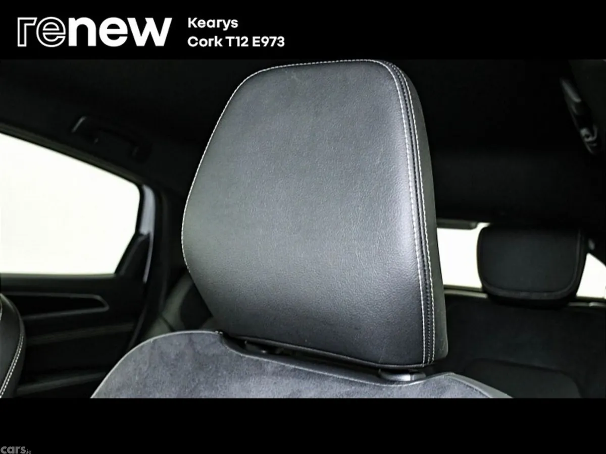 Renault Arkana SUV, Petrol Hybrid, 2023, White