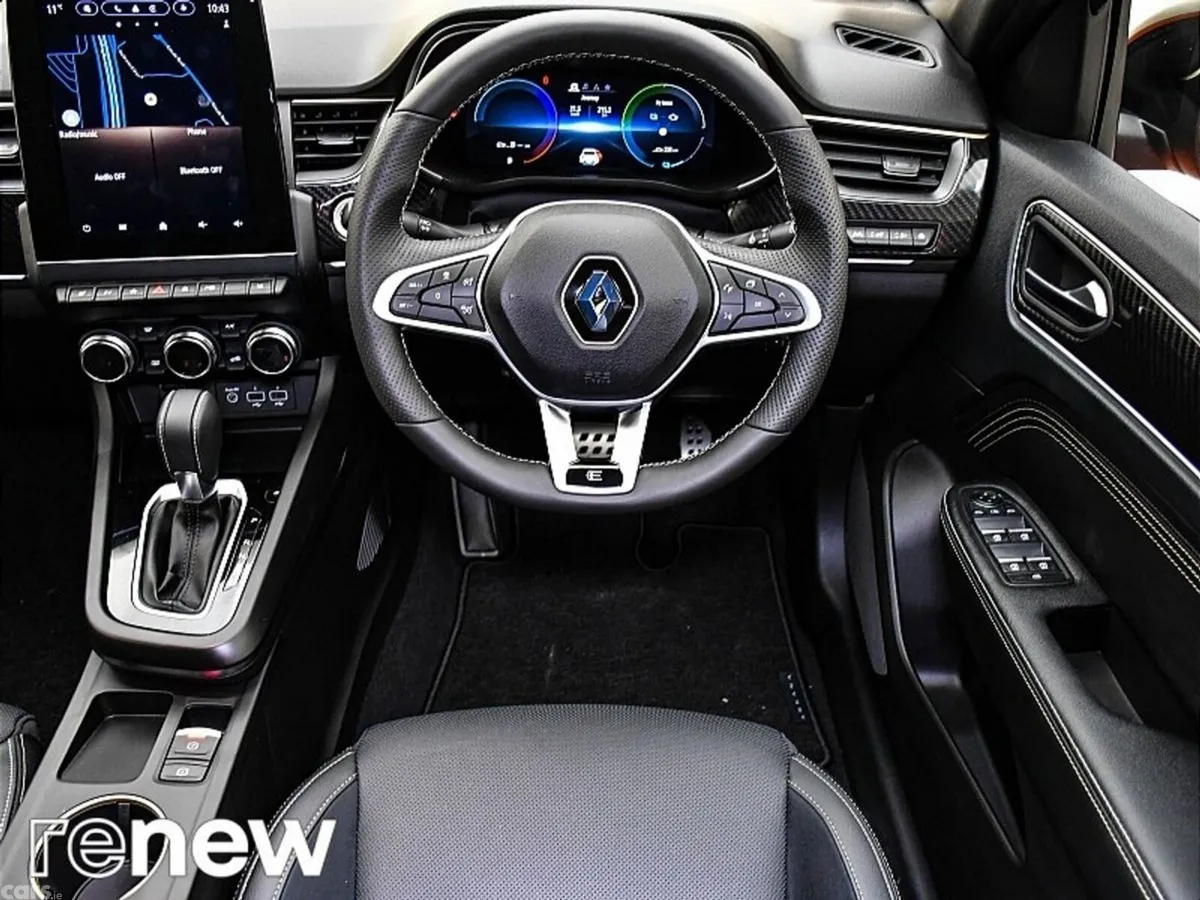 Renault Arkana SUV, Petrol Hybrid, 2023, White