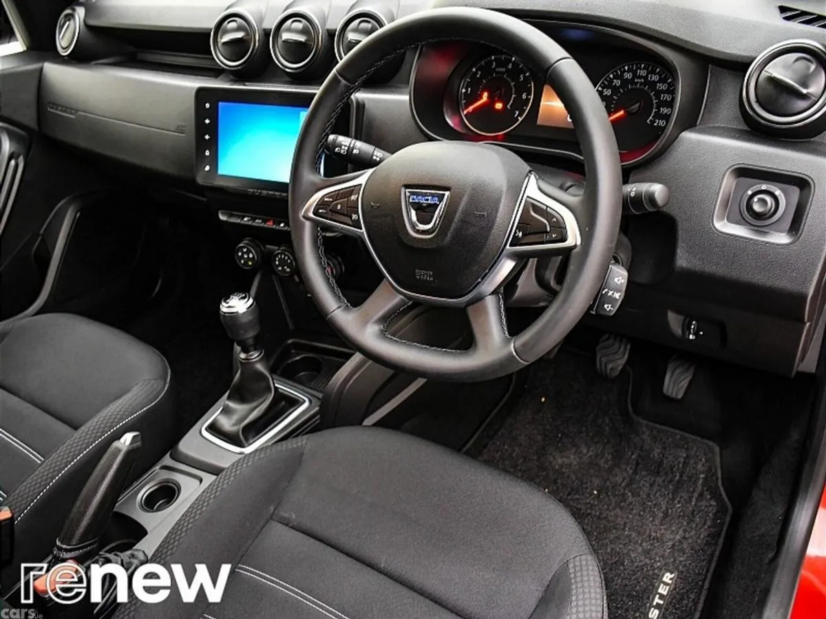 Dacia Duster SUV, Petrol, 2022, Red