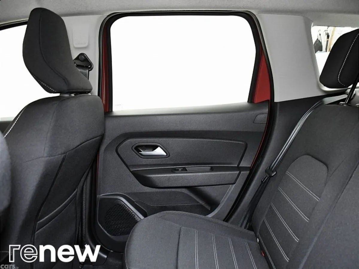 Dacia Duster SUV, Petrol, 2022, Red