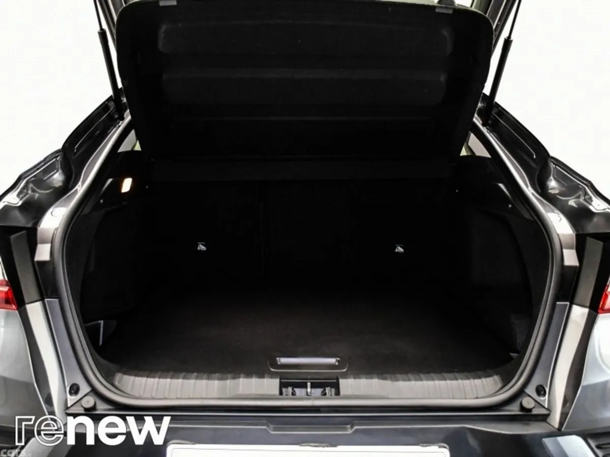 Renault Arkana SUV, Petrol Hybrid, 2023, Grey