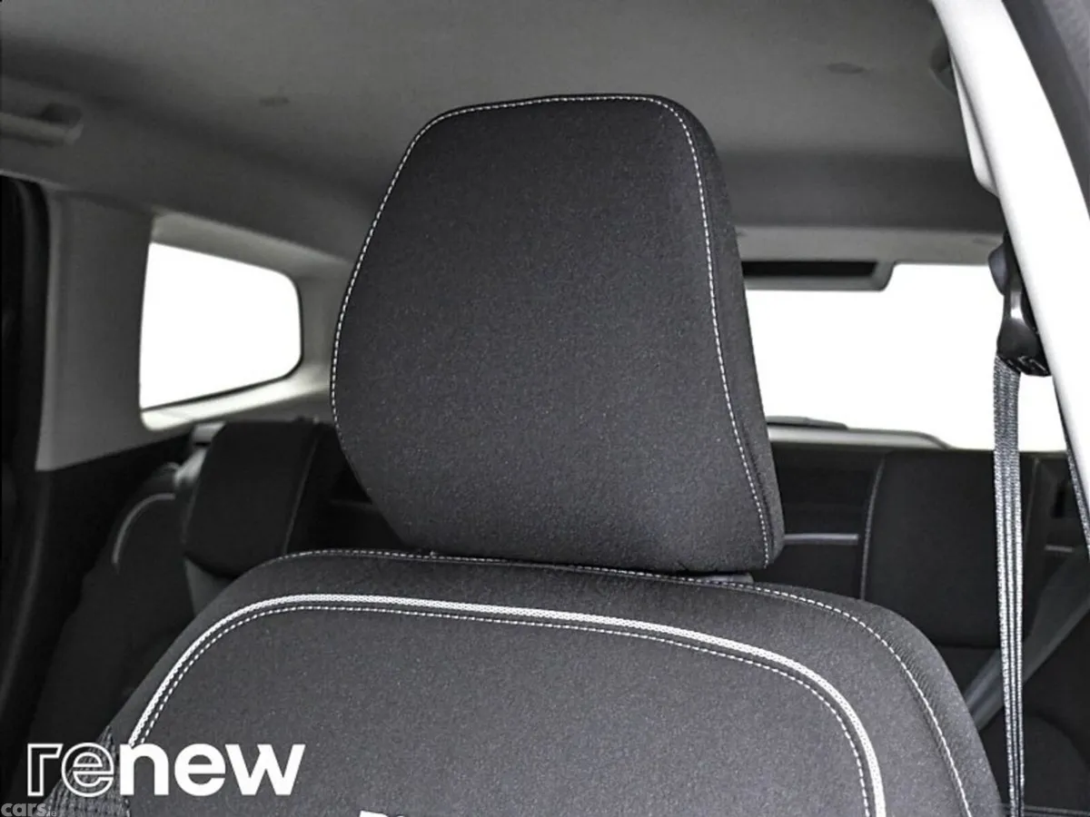 Dacia Duster SUV, Petrol, 2023, Grey