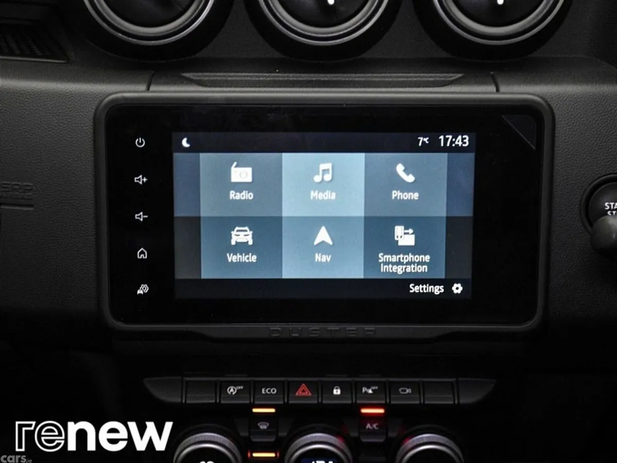 Dacia Duster SUV, Petrol, 2023, Grey