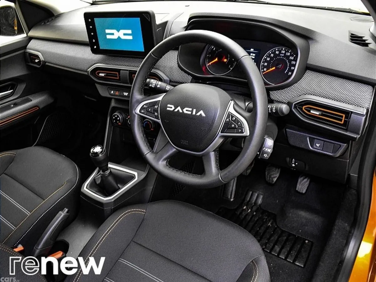 Dacia Sandero Stepway SUV, Petrol, 2023, Orange