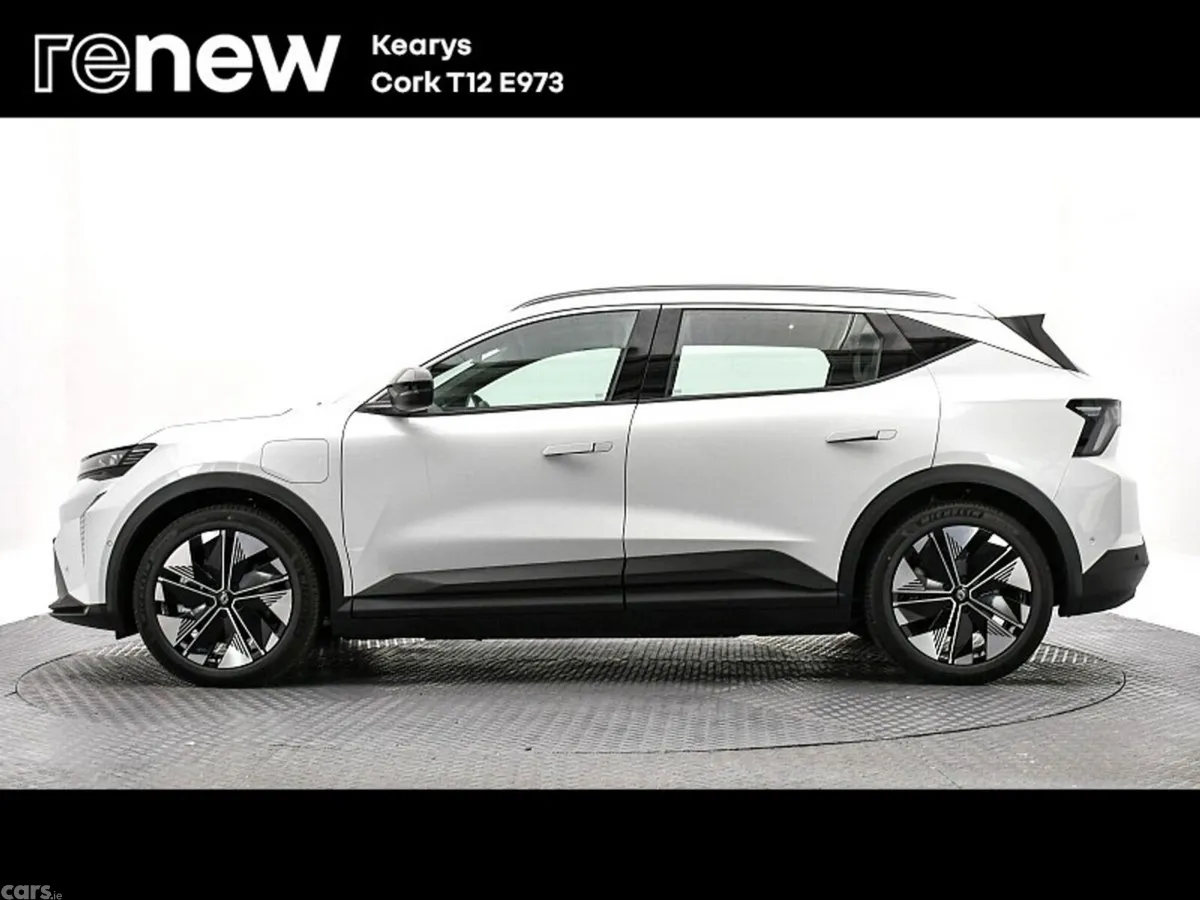 Renault Scenic E-Tech MPV, Electric, 2026, White