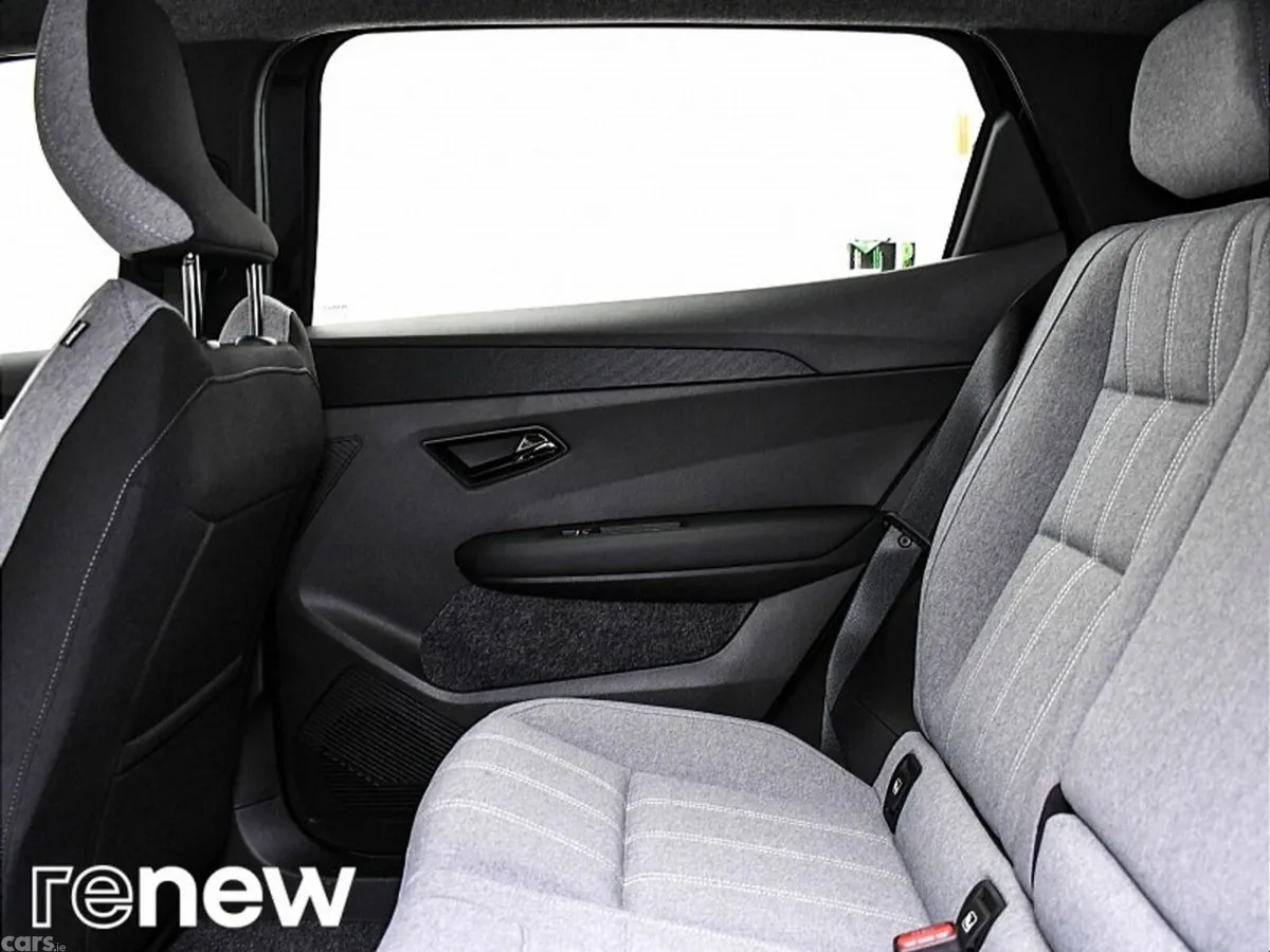 Renault Scenic E-Tech MPV, Electric, 2026, White
