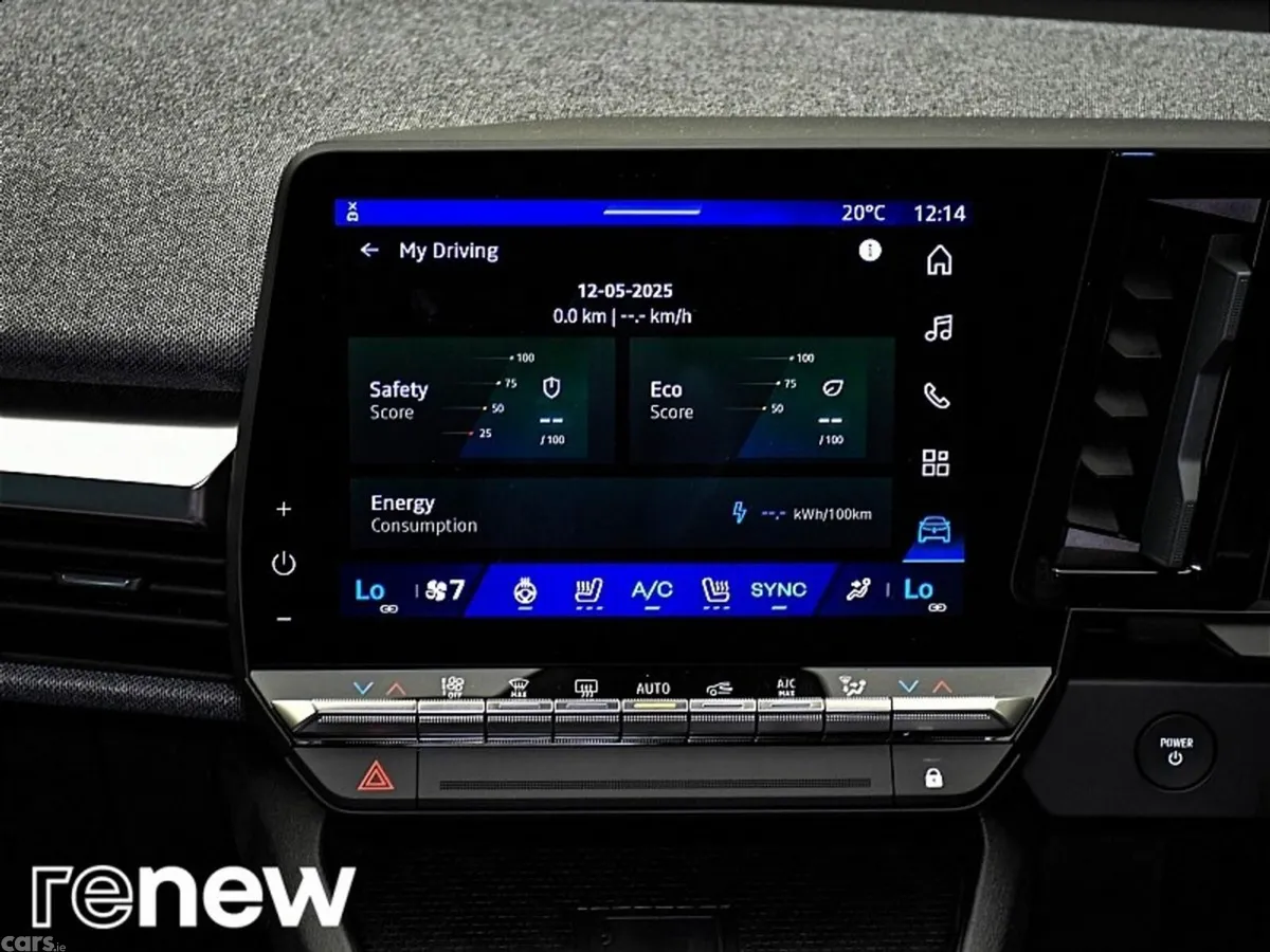 Renault Scenic E-Tech MPV, Electric, 2026, White