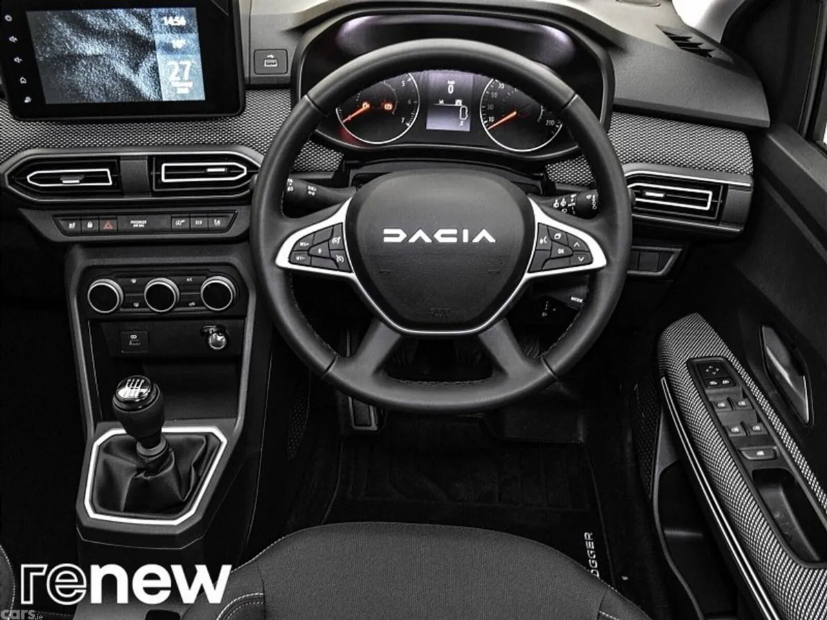 Dacia Jogger SUV, Petrol, 2024, Grey