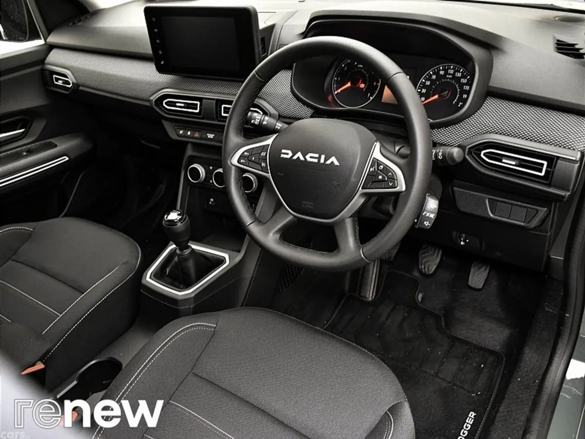 Dacia Jogger SUV, Petrol, 2024, Grey
