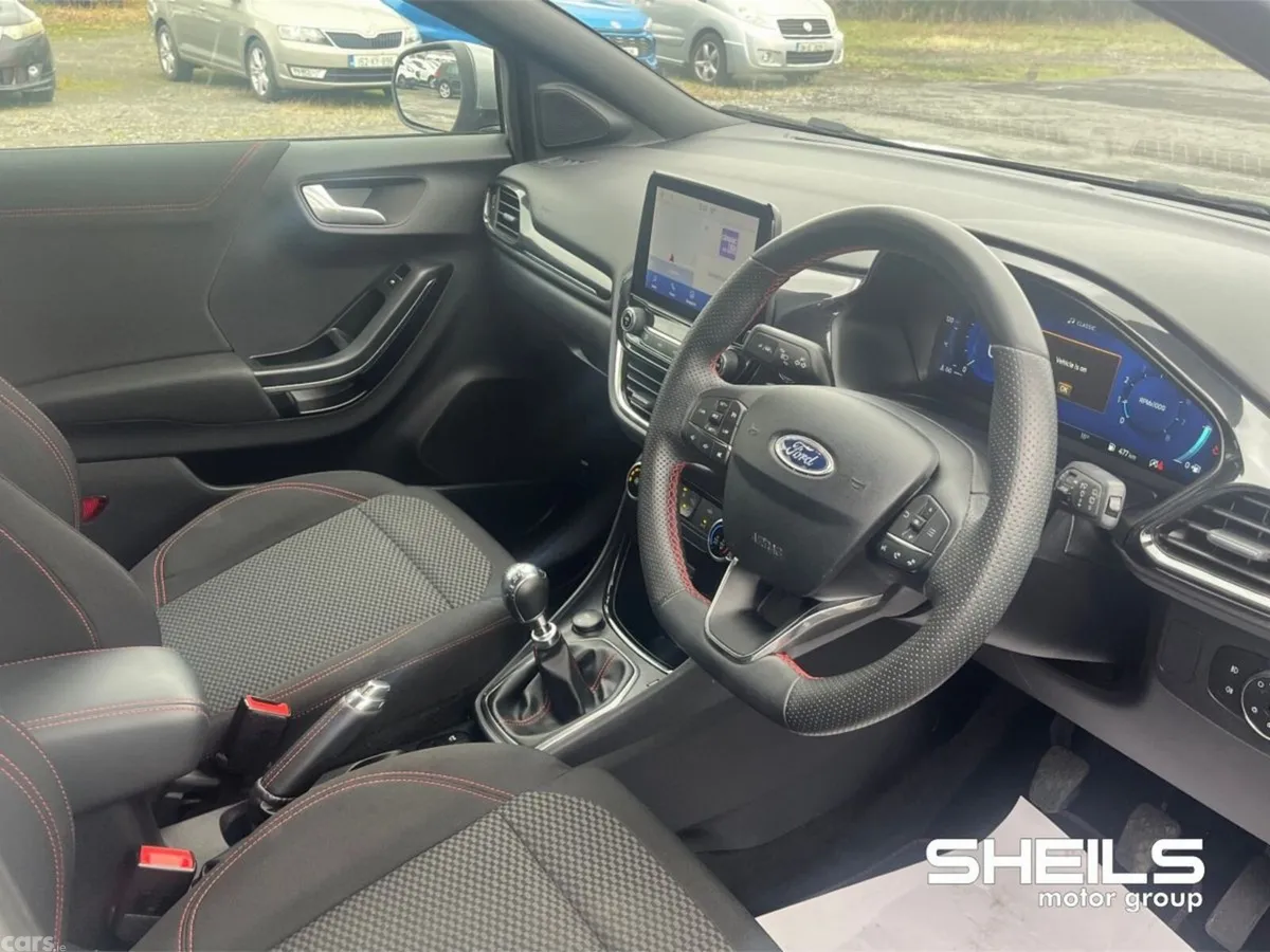 Ford Puma MPV, Petrol Hybrid, 2023, Grey