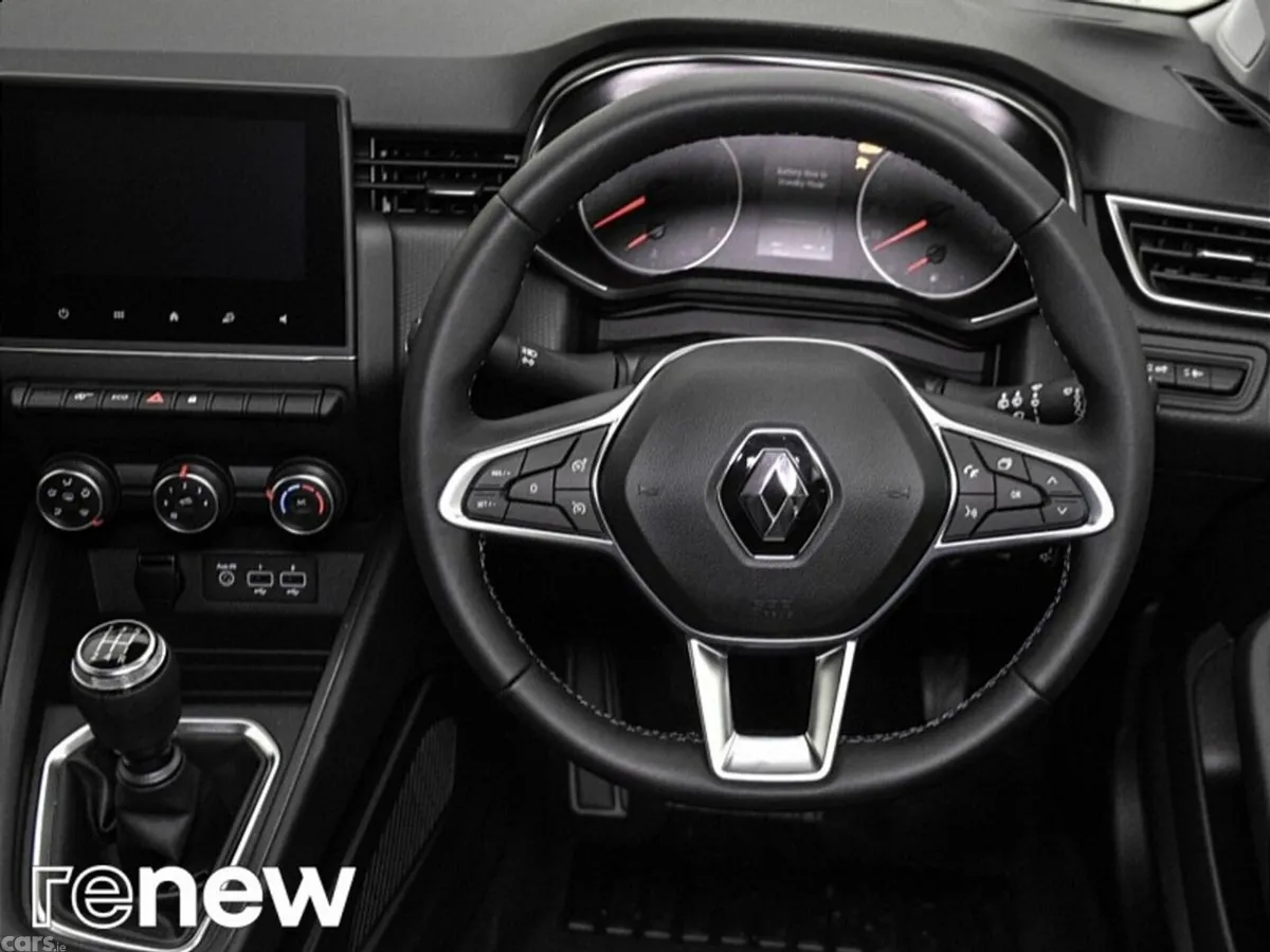 Renault Clio Hatchback, Petrol, 2022, Blue