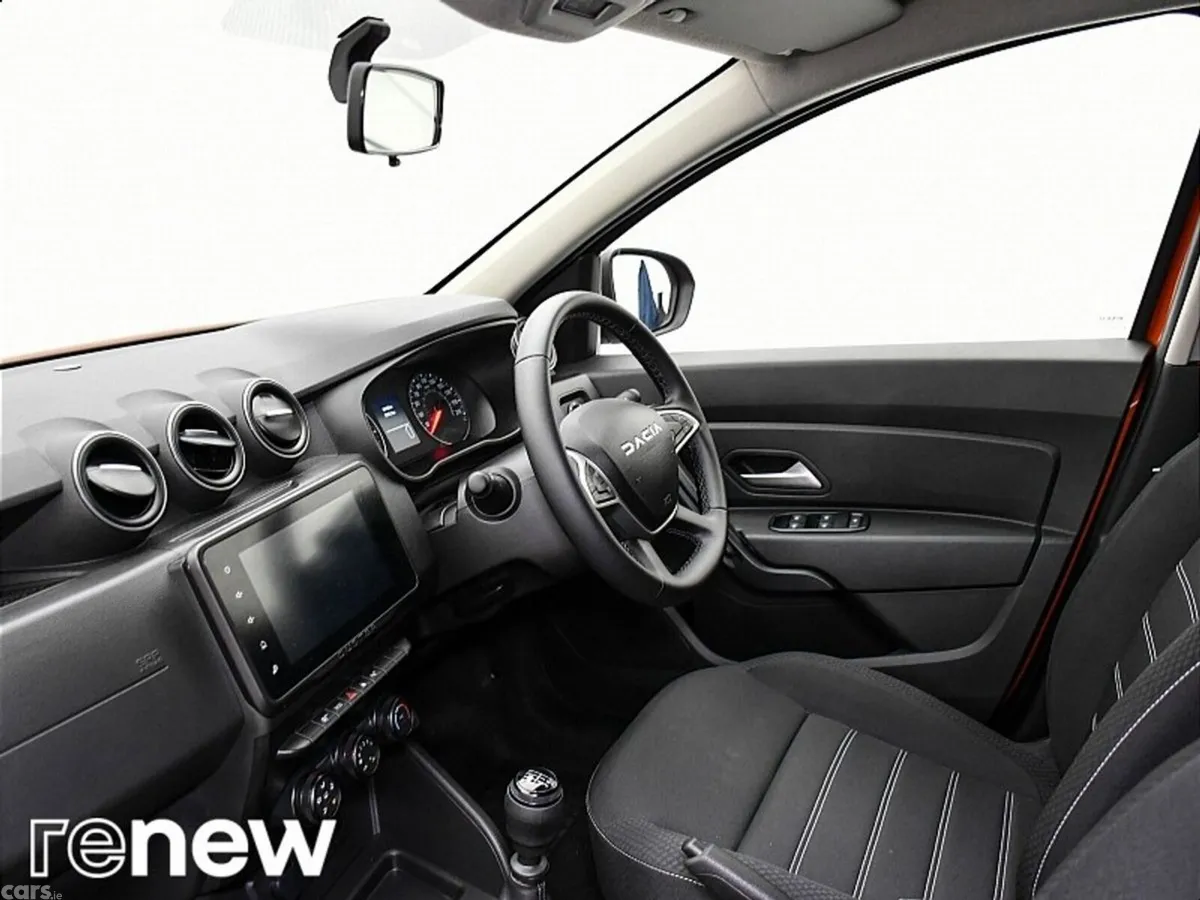 Dacia Duster SUV, Diesel, 2023, Orange
