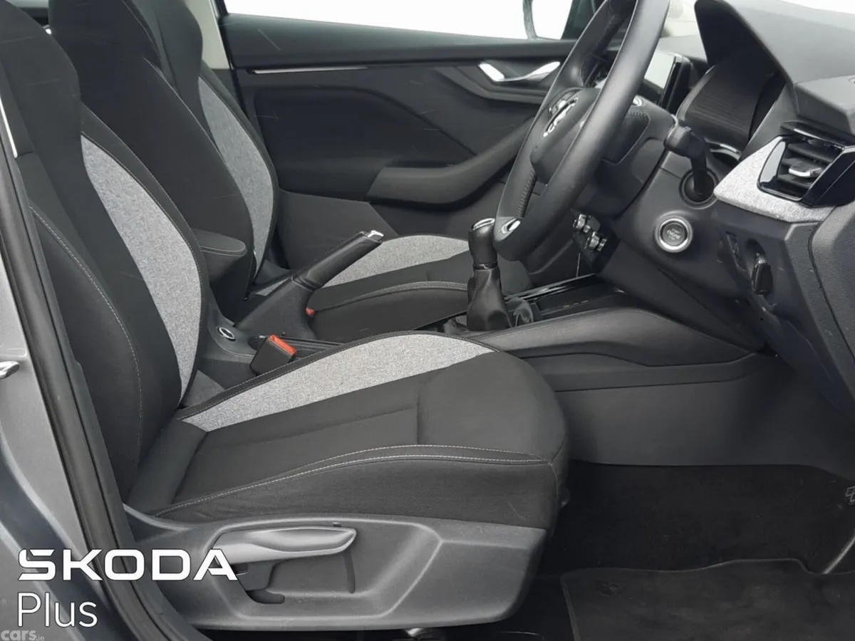 Skoda Kamiq Hatchback, Petrol, 2024, Grey