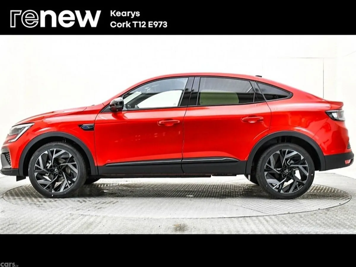 Renault Arkana SUV, Petrol, 2024, Red