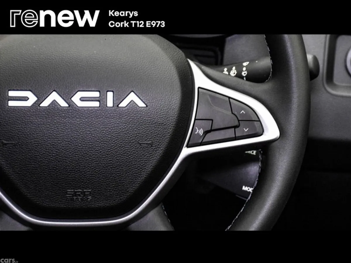 Dacia Duster SUV, Petrol, 2024, Black