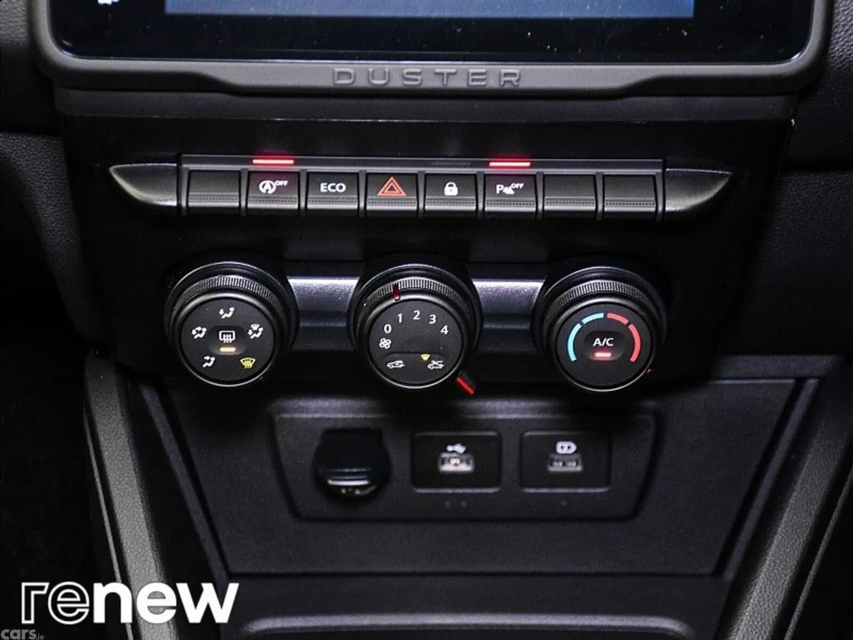 Dacia Duster SUV, Petrol, 2024, Black