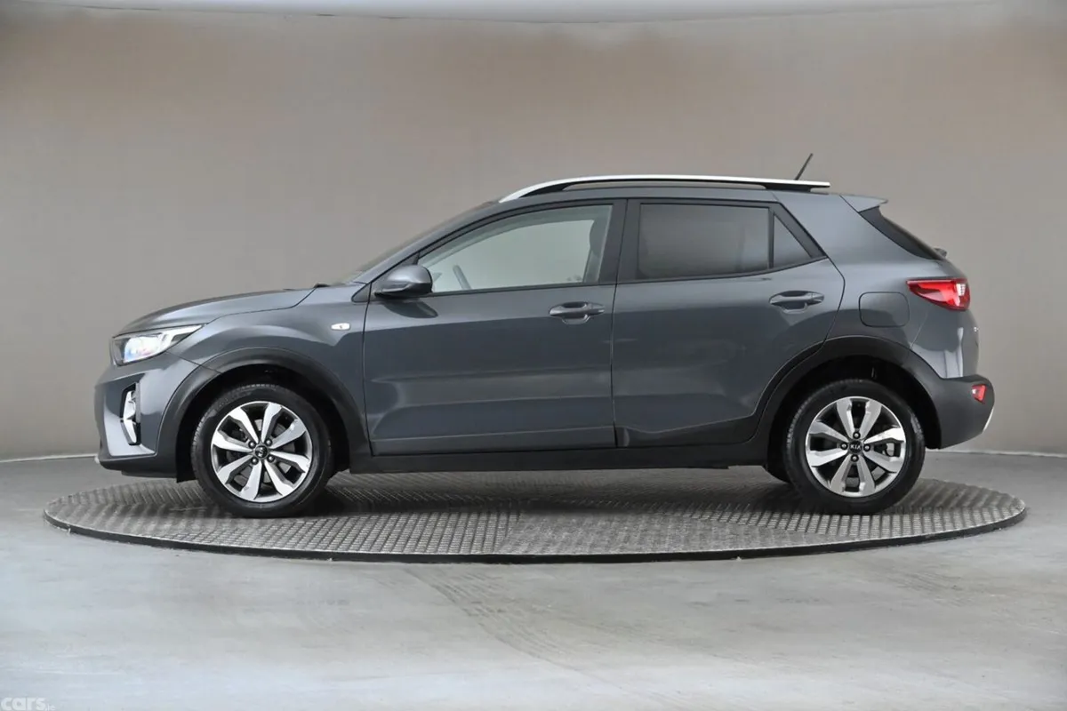 Kia Stonic SUV, Petrol, 2021, Grey
