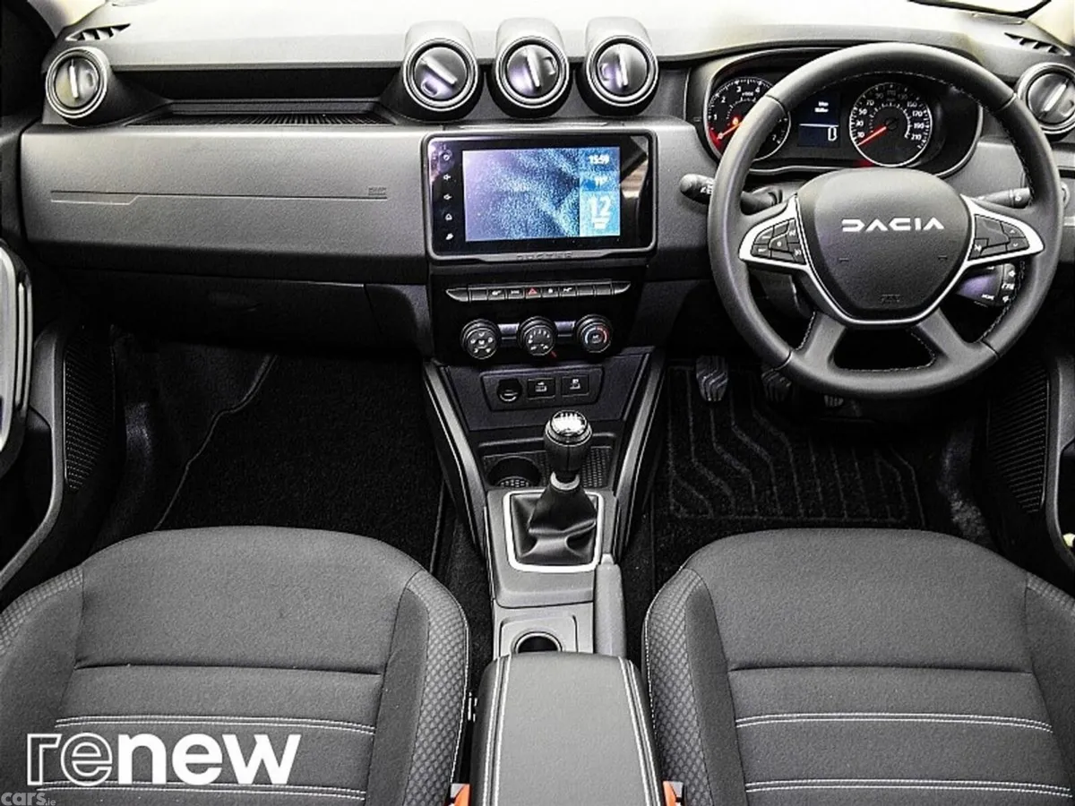 Dacia Duster SUV, Petrol, 2024, Grey